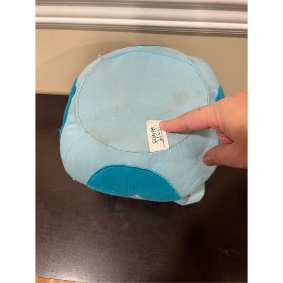 Anna & Elsa Halloween Bucket - Picture 16 of 16